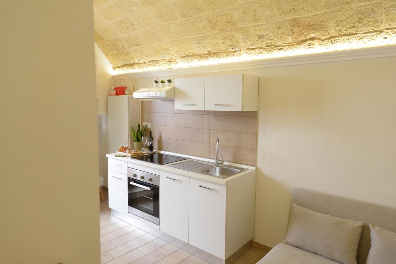 Castrum Casa Vacanza Mesagne Buitenkant foto